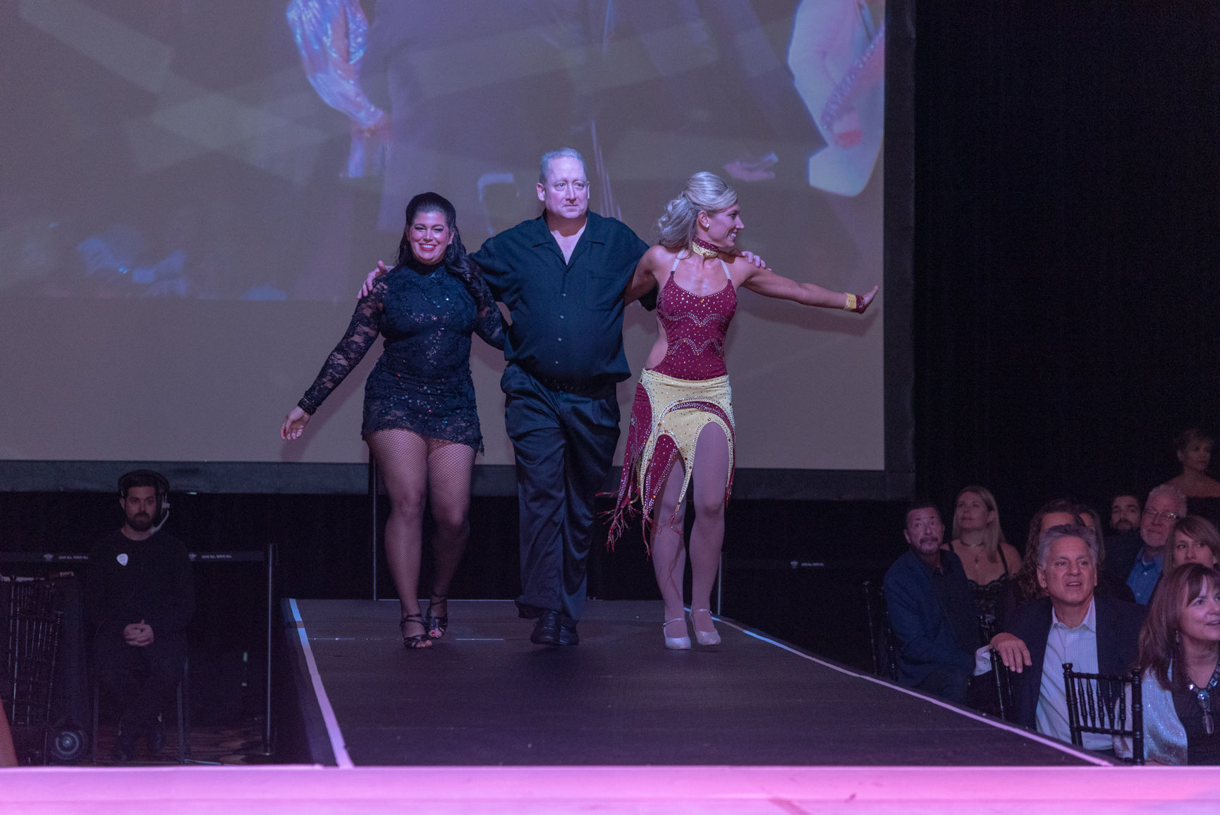 110318_acw_dancinggallery-815.jpg